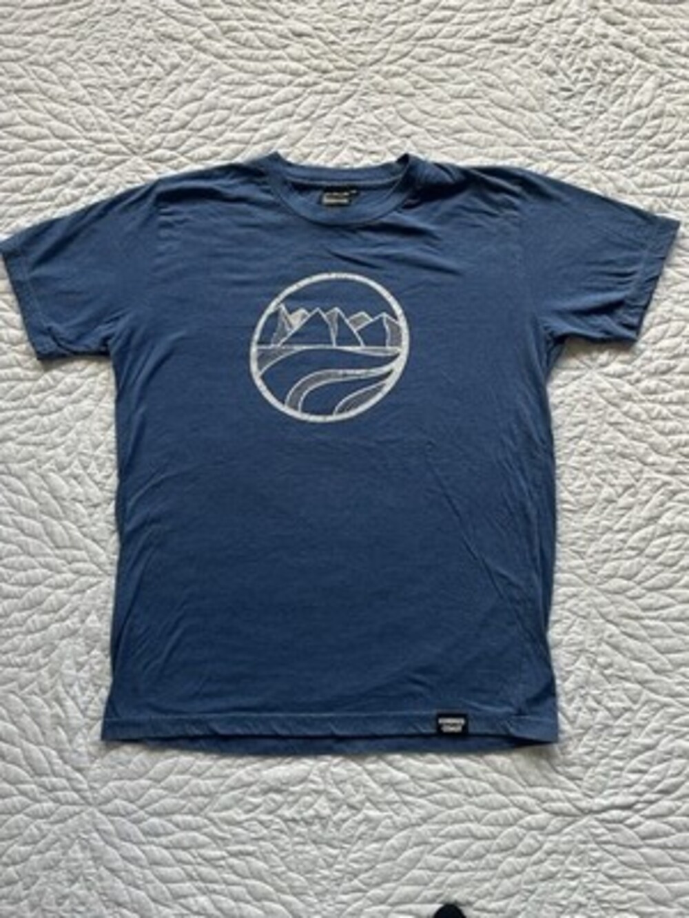 Kindred Coast T-Shirt Size L Navy Casual
